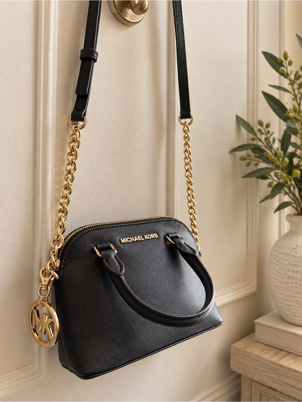 Michael Kors Cindy XS Saffiano Leather Crossbody NWT Black Gold w/ MK Charm